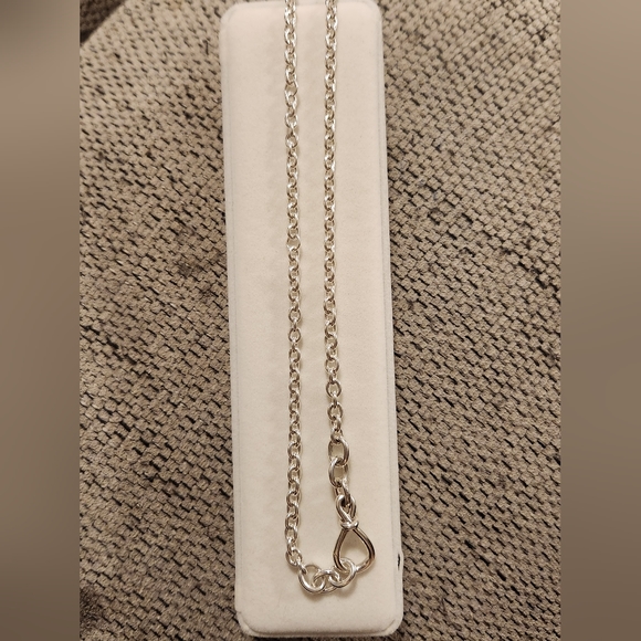 Pandora Chunky Infinity Knot Chain Necklace - Picture 4 of 12